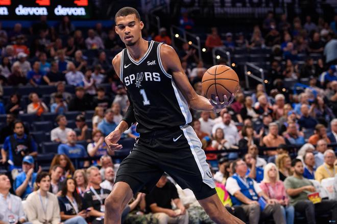 显然寄望他 显然寄望他