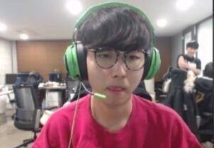 双轨展示 双轨展示