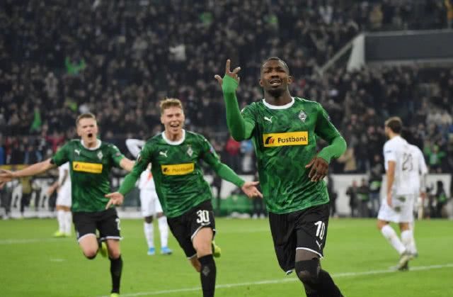 亚洲审美中 亚洲审美中